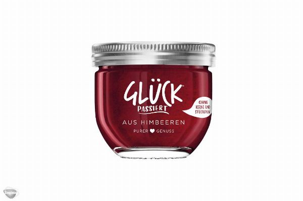 Glücksmarmelade Himbeere passiert inklusive Glückscoaching per Video GLÜCK - Marmelade/Fruchtaufstrich
<br>Produktbeschreibung:
<br>Das Original GLÜCK Frucht von der Privatmarmeladerie Friedrich Göbber gibt es nicht nur in 8 leckeren Sorten, bieten für jeden die passende Geschmacksrichtung und sorgen so für noch mehr genussvolle Glücksmomente im Alltag. 
<br>Markendetails
<br>Was ist GLÜCK? Das ist bei der Privatmarmeladerie Friedrich Göbber eigentlich ziemlich einfach: besonders viele Früchte, eine große Portion Sorgfalt und ganz viel Liebe. Deshalb schmecken die GLÜCK Marmeladen auch wie selbstgemacht.
<br>
<br>Wir versenden unsere Pakete ausschliesslich mit der Schweizerischen Post und per PostPac Economy
<br>Montag — Freitag
<br>Die Versandkosten betragen CHF 10.00 pro Bestellung.
<br>Du zahlst nur den Versand, ( Porto + Verpackung ) das Glas Marmelade im Wert von  5 CHF  bekommst du von mir geschenkt. 
<br>Sofort nach ZAHLUNGSEINGANG bekommst Du einen Link per E-Mail mit deinem GLÜCKSCOACHING-VIDEO. Ich wünsche dir jetzt schon viel Freude damit. 